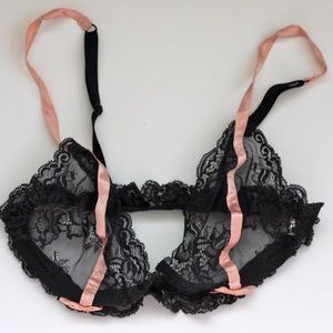 Victoria's Secret Intimates & Sleepwear - 36C Victoria's Secret Black n Blush Pink Bralette Victoria's Secret Intimates & Sleepwear - 36C Victoria's Secret Black n Blush Pink Bralette
